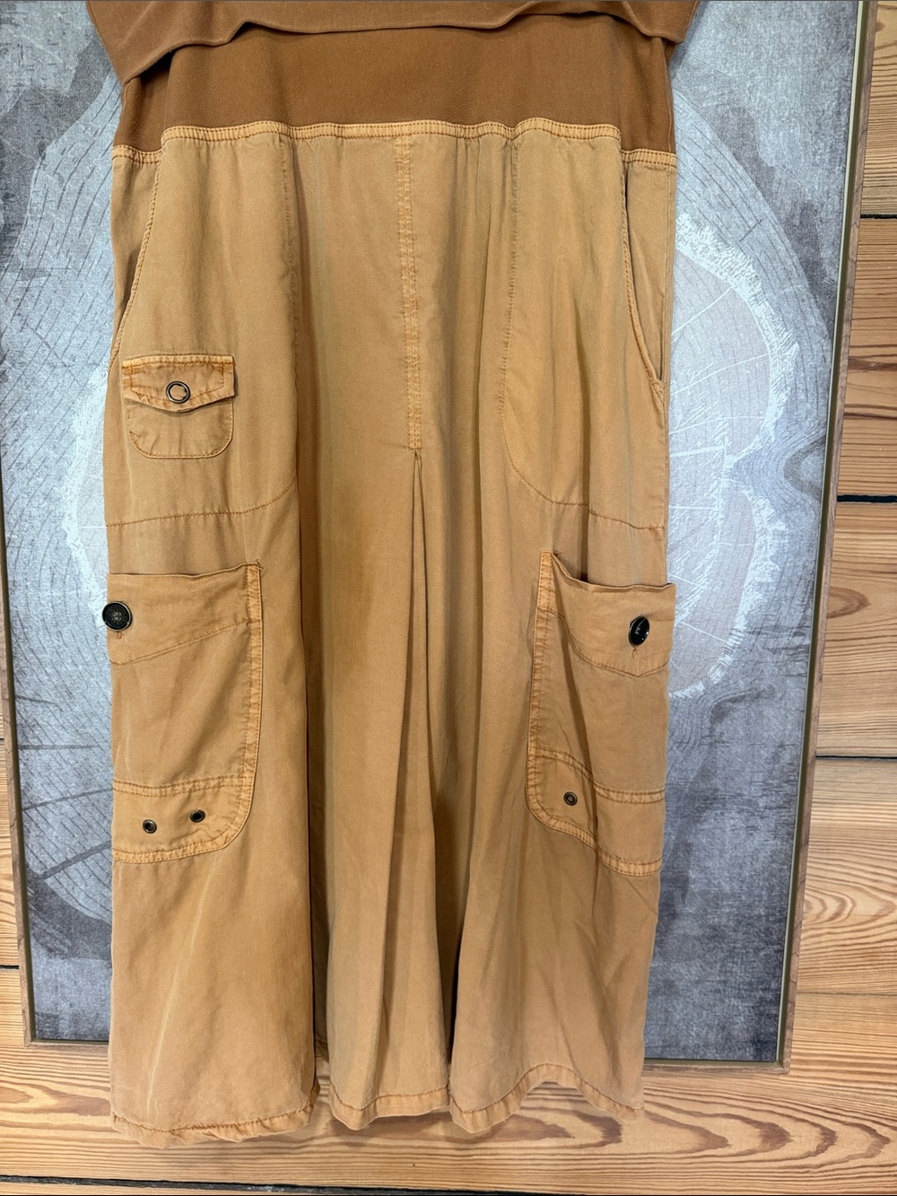 XCVI Cargo Skirt. Excellent condition. Large with stretch waist